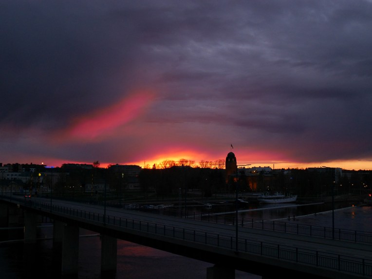 pinkki_auringonlasku